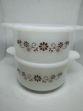 Dynaware Pyr-o-Rey Brown Daisy Bowls- Pair